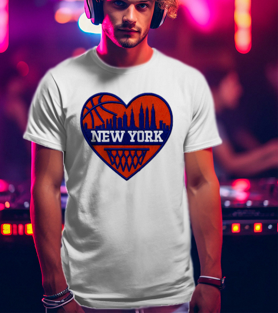 New York Knicks Heart Skyline Basketball Hoop T-Shirt