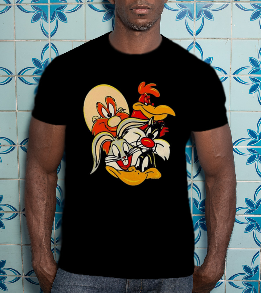 Looney Tunes Smiling Faces Bugs Bunny Sylvester Foghorn Leghorn Taz T-Shirt