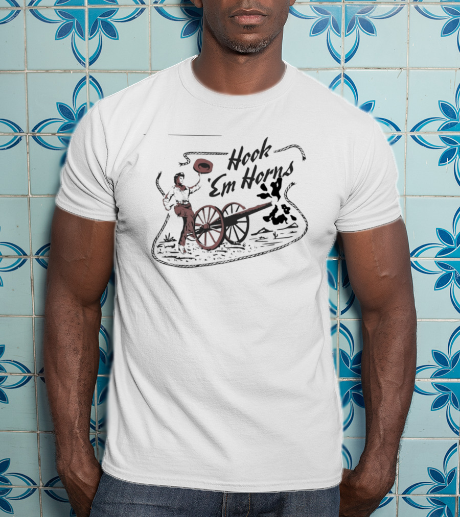 Hook 'Em Horns Texas Longhorns Cowboy And Cannon T-Shirt