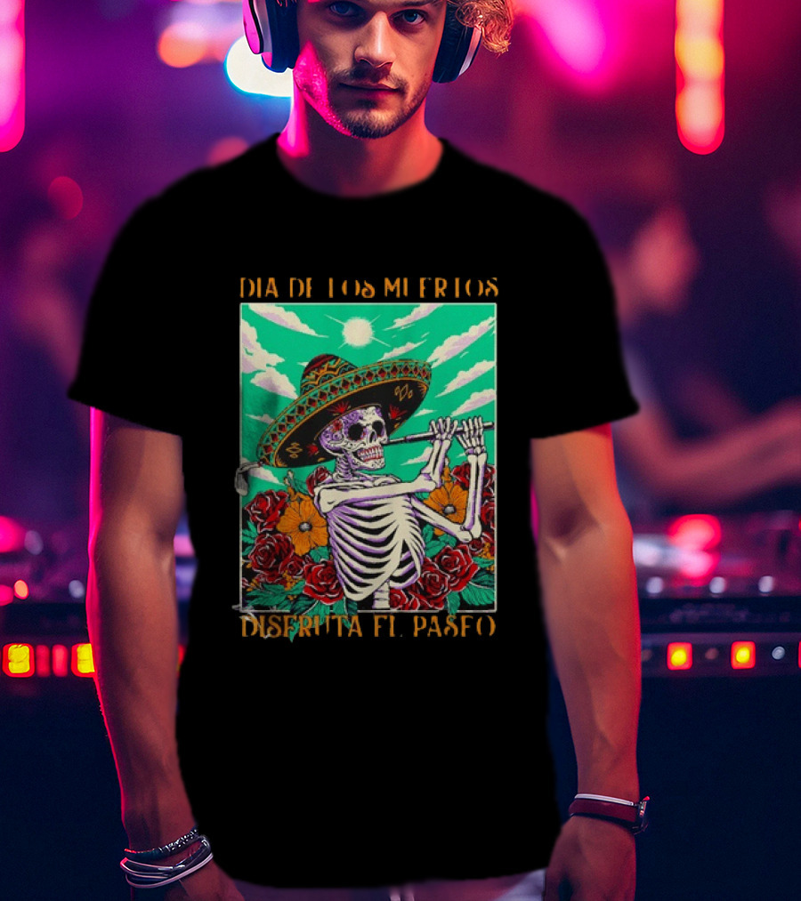 Calavera Golfer Día De Los Muertos Sombrero Flores Disfruta El Paseo T-Shirt
