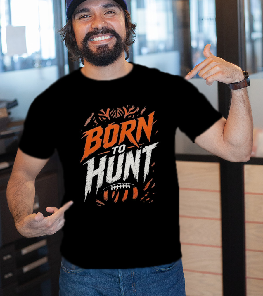 Born To Hunt Tiger Football Ball Print T-Shirt