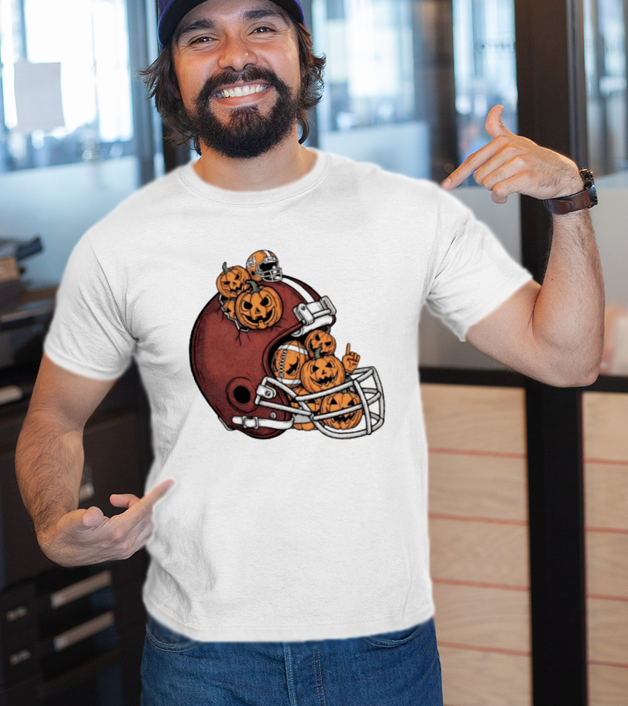 Cleveland Browns Halloween Pumpkin Football Helmet T-Shirt