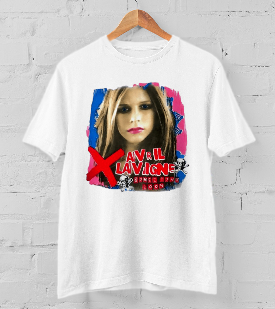 Avril Lavigne Bonez Tour 2004 Skull And Crossbones T-Shirt