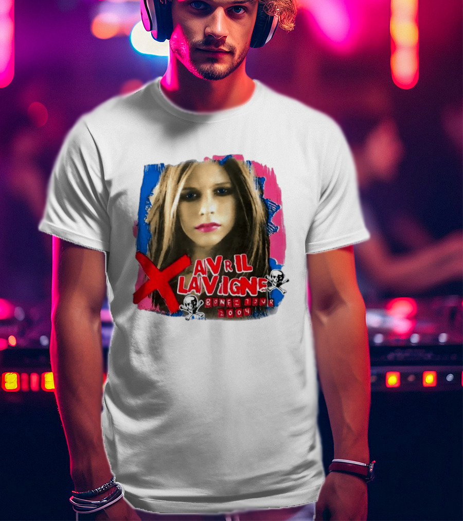 Avril Lavigne Bonez Tour 2004 Skull And Crossbones T-Shirt