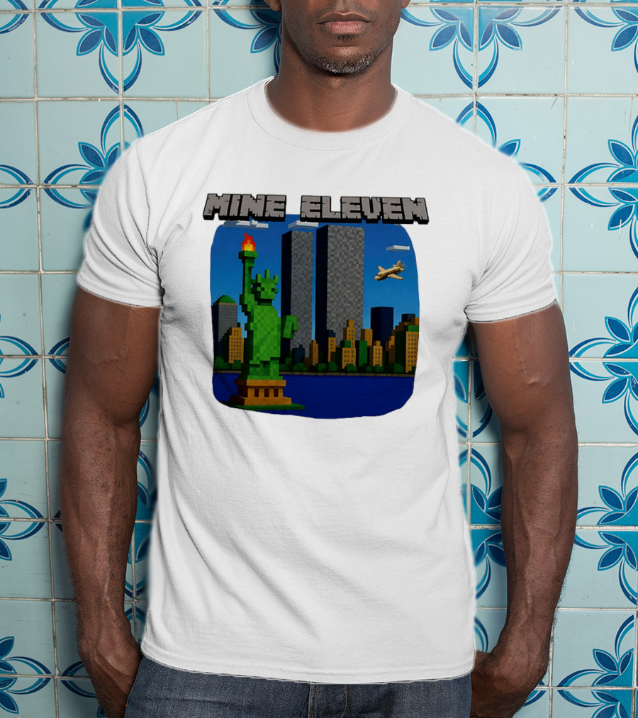 Mine Eleven Pixel City Statue Vector World Twin Towers Scene T-Shirt