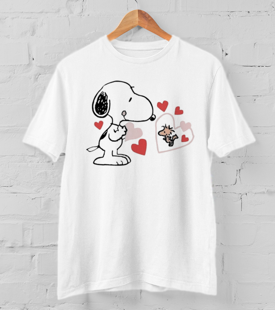 Peanuts Snoopy Woodstock Valentine Hearts Love T-Shirt