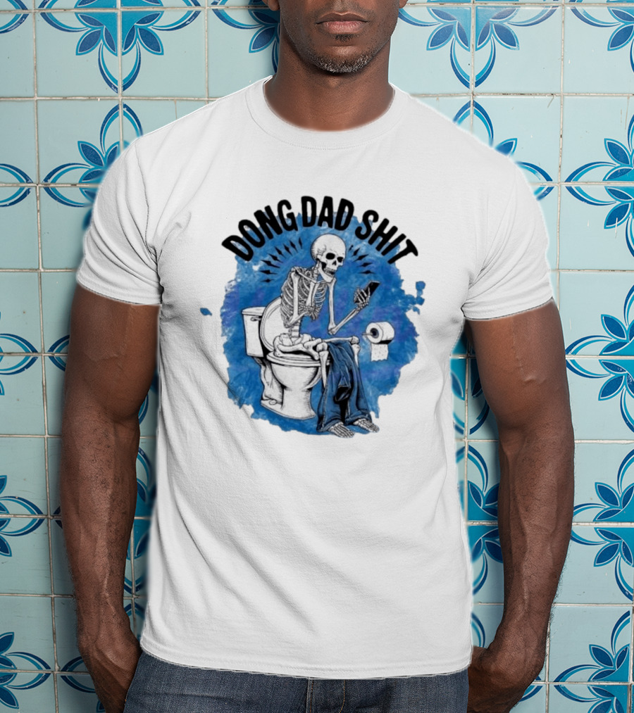 Skeleton Doing Dad Shit On Toilet With Phone And Toilet Paper T-Shirt