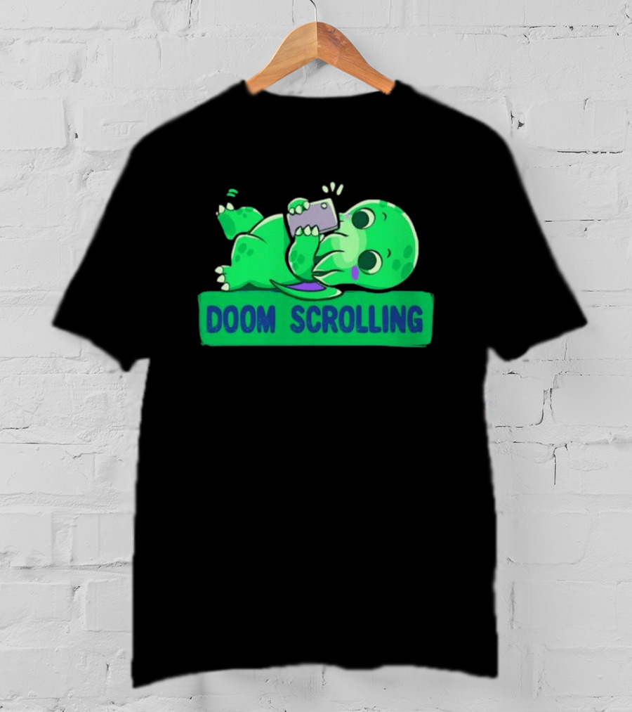 Doom Scrolling Cthulhu Lovecraft Monster With Smartphone T-Shirt