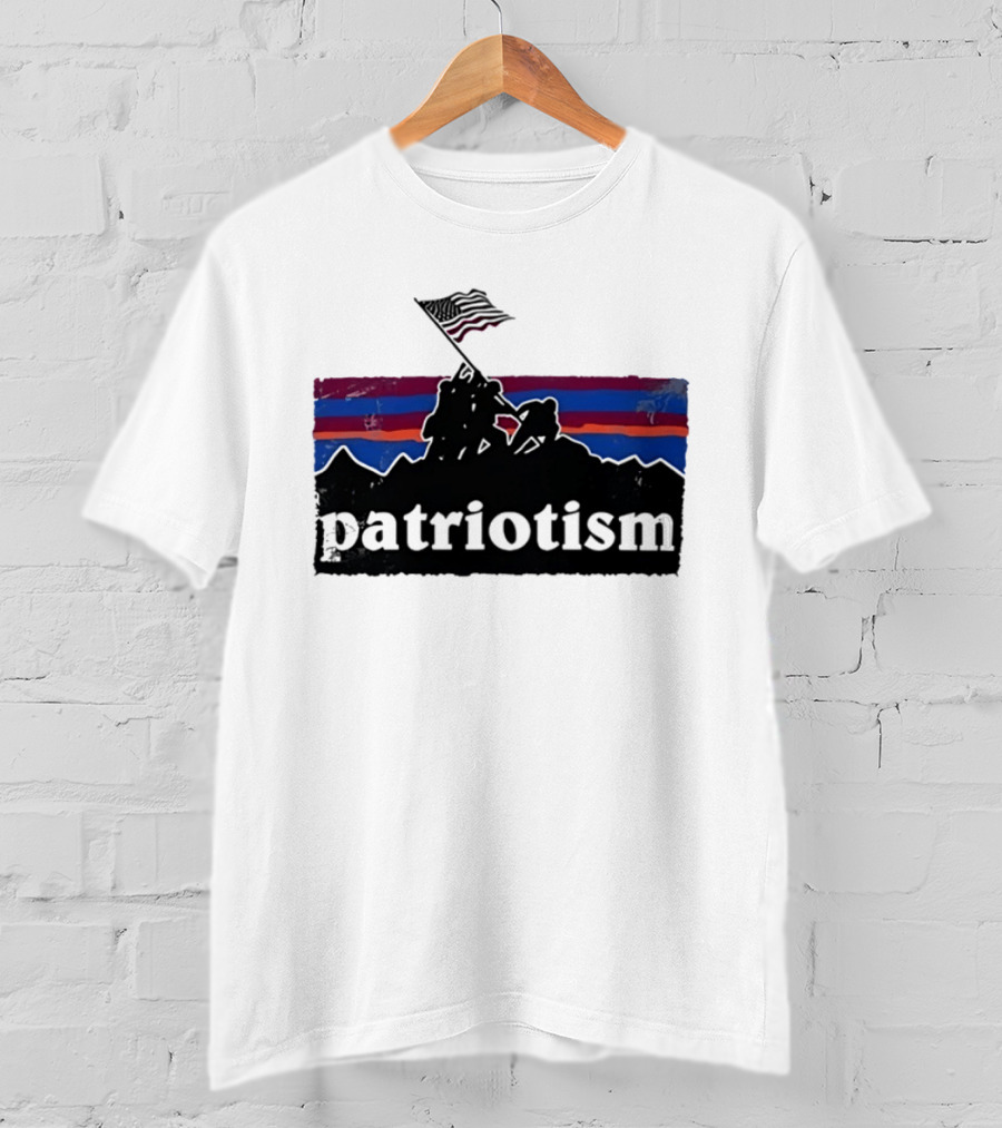 Patriotism Distressed Iwo Jima Flag Raising Retro Stripes T-Shirt