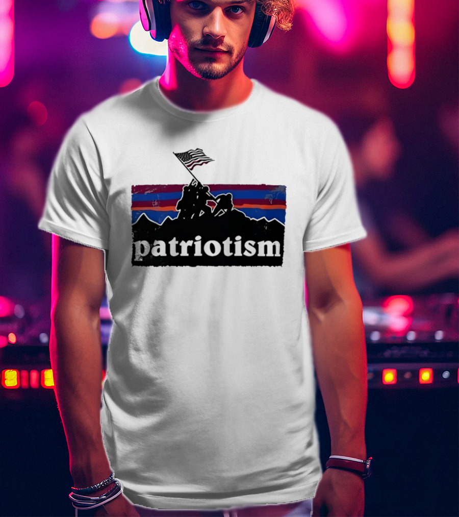 Patriotism Distressed Iwo Jima Flag Raising Retro Stripes T-Shirt