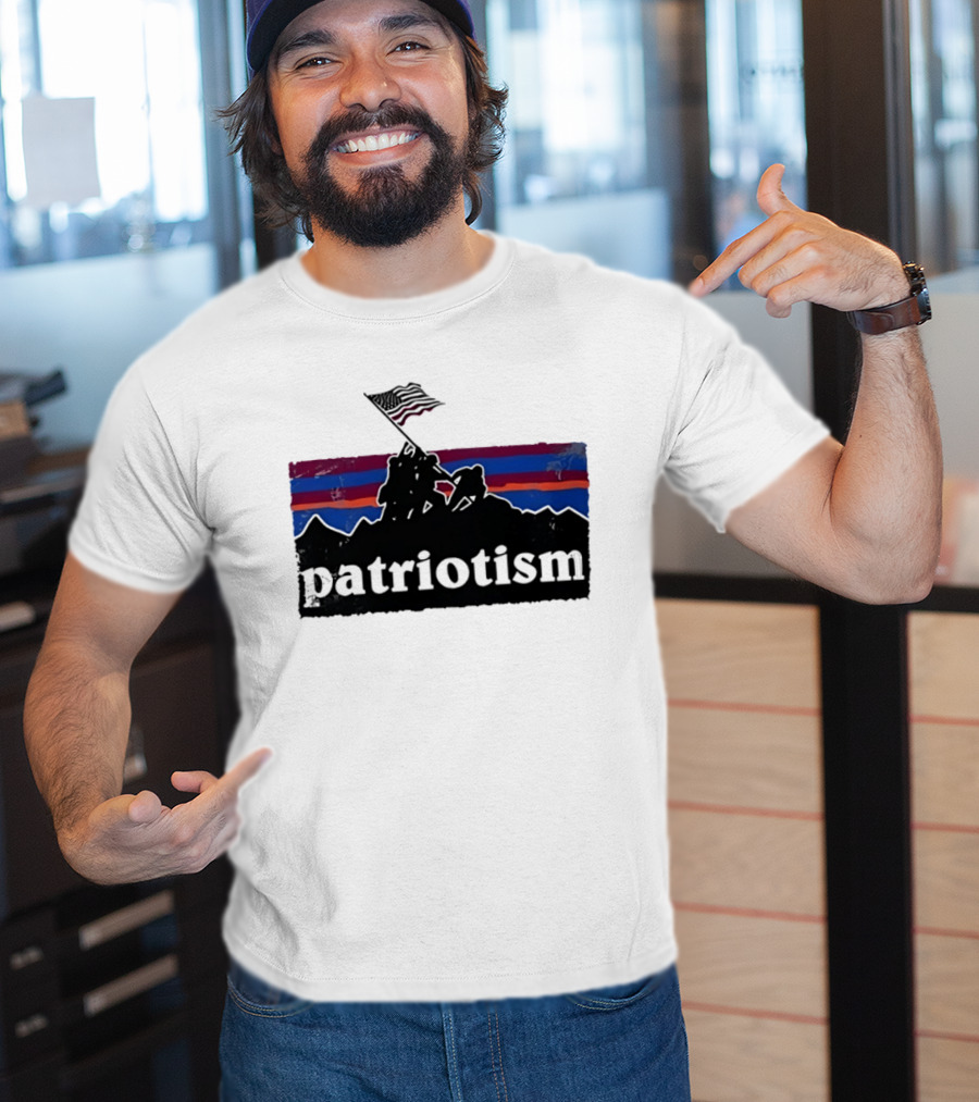 Patriotism Distressed Iwo Jima Flag Raising Retro Stripes T-Shirt
