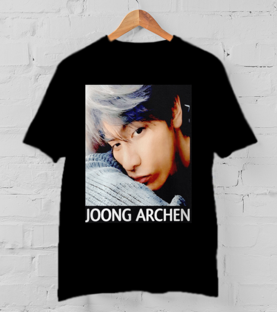 Joong Archen Thai Actor Close Up Pillow T-Shirt