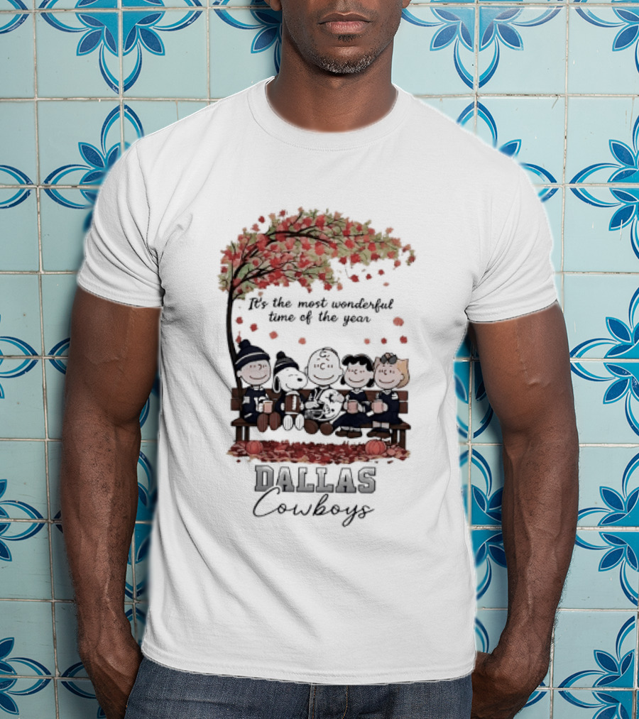 Peanuts Characters It's The Most Wonderful Time Of The Year Dallas Cowboys Autumn Scene T-Shirt