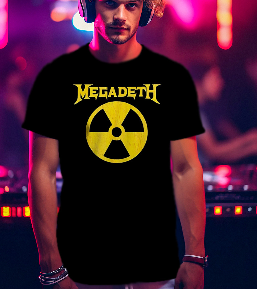 Megadeth Distressed Radioactive Symbol Heavy Metal T-Shirt