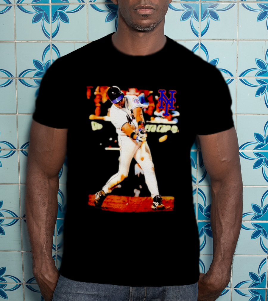Mike Piazza New York Mets Batting Action MLB Player Swing T-Shirt