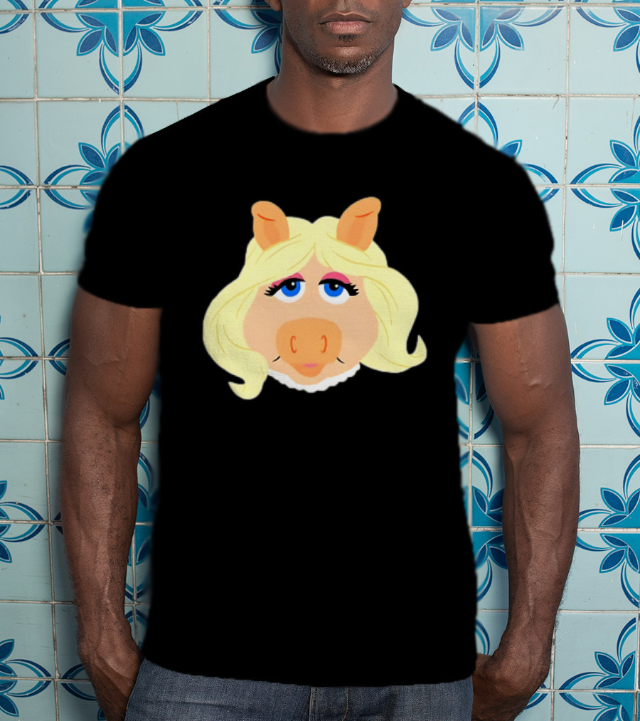 Miss Piggy Iconic Jim Henson's Muppets Character Blonde Hair Blue Eyes T-Shirt