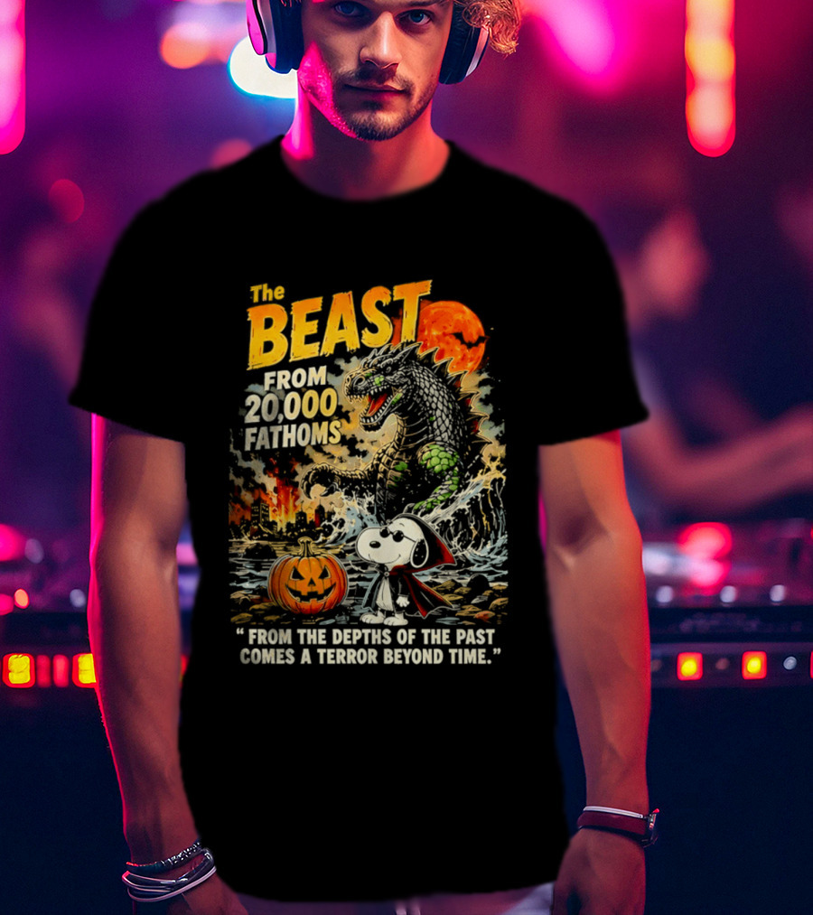 Snoopy And The Beast From 20000 Fathoms Halloween Pumpkin Terror T-Shirt