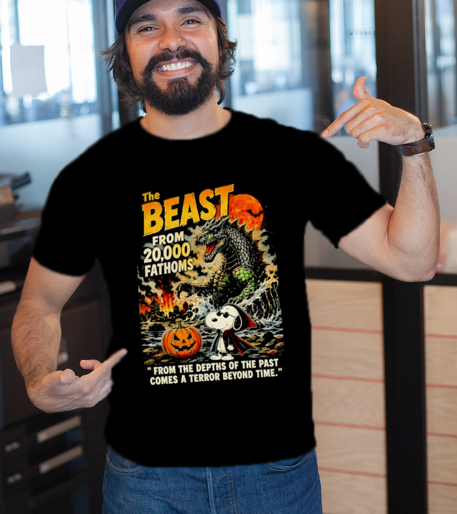 Snoopy And The Beast From 20000 Fathoms Halloween Pumpkin Terror T-Shirt