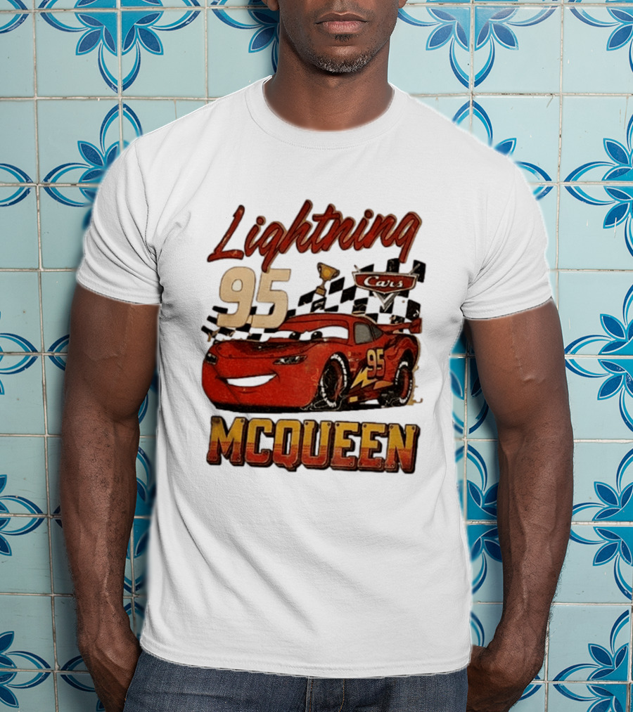 Lightning McQueen 95 Cars Trophy Checkered Flags Disney Pixar T-Shirt