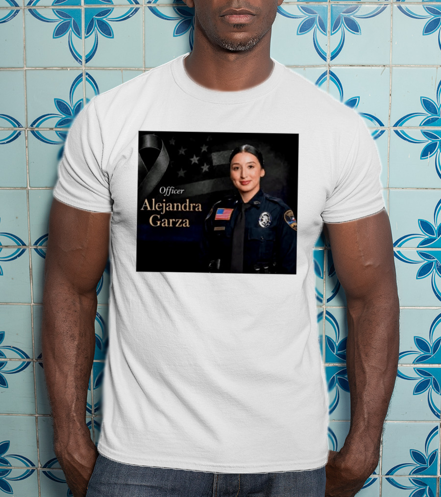 Officer Alejandra Garza Memorial Tribute With Flag And Ribbon T-Shirt