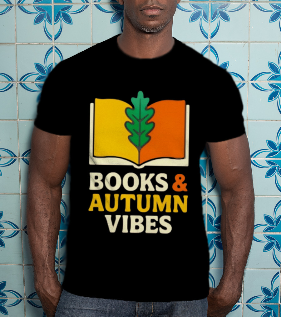 Books And Autumn Vibes Cozy Reading Season T-Shirt