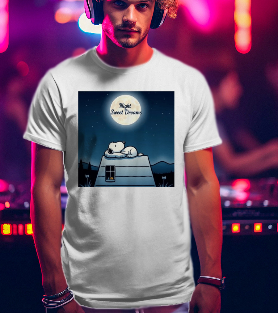 Snoopy Night Sweet Dreams Moonlight Scene Peanuts Sleeping Dog T-Shirt