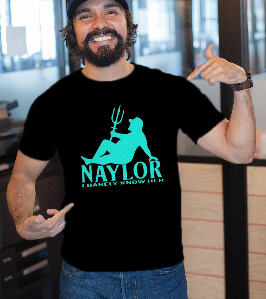 Naylor I Barely Know Her Mariners Trident Pose T-Shirt