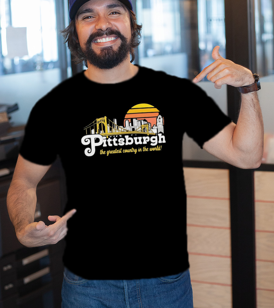 Pittsburgh Skyline With Bridge And Sunset The Greatest Country In The World T-Shirt