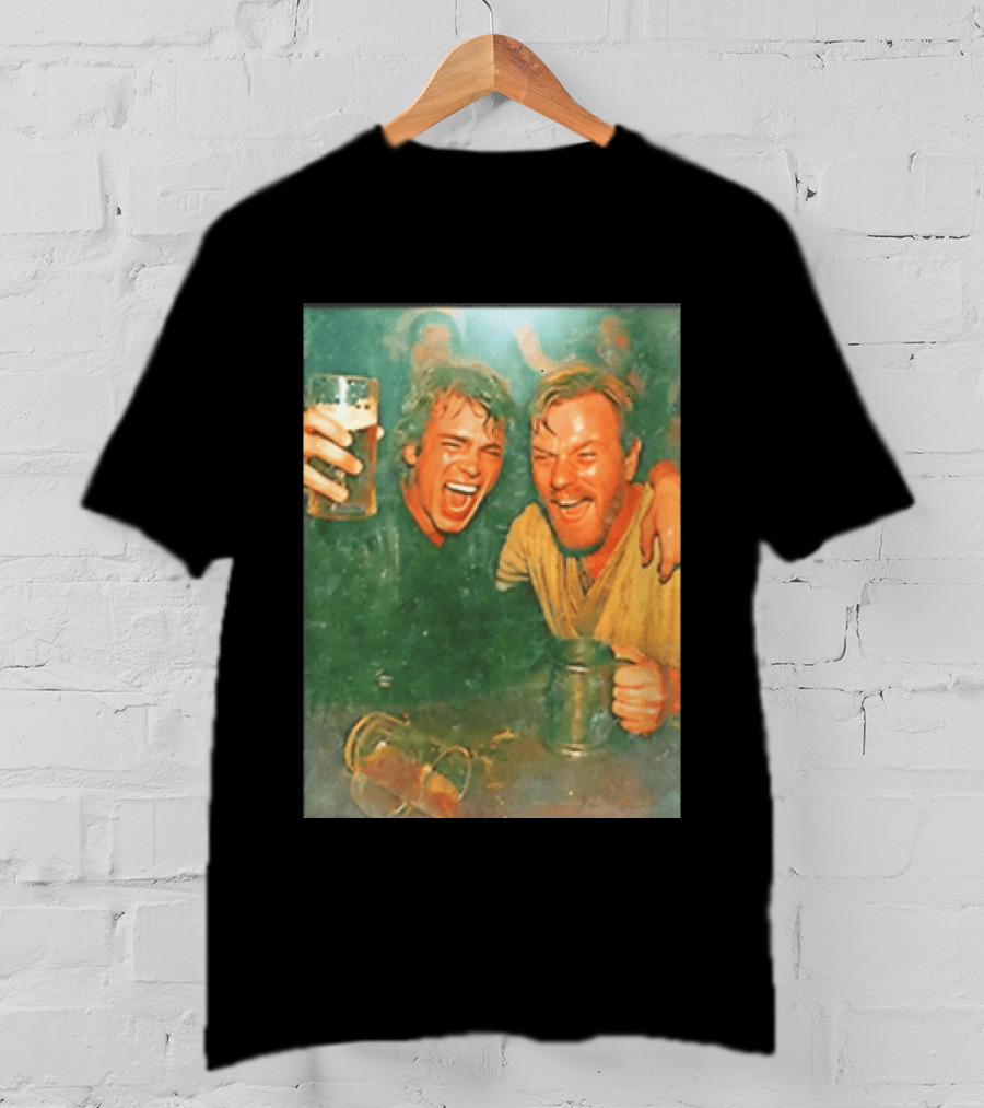 Original Anakin Skywalker And Obi Wan Kenobi Celebrate With Beer Cheers T-Shirt
