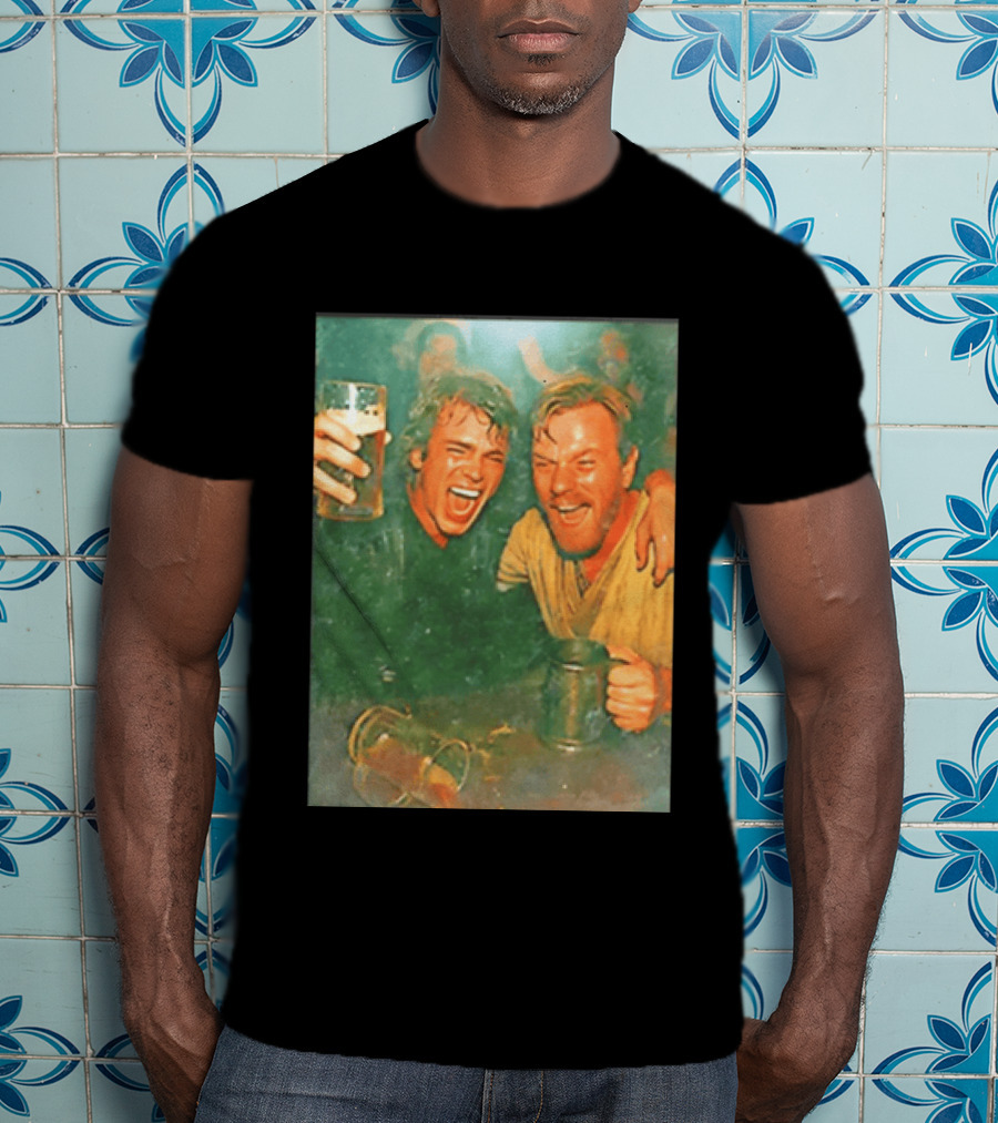 Original Anakin Skywalker And Obi Wan Kenobi Celebrate With Beer Cheers T-Shirt