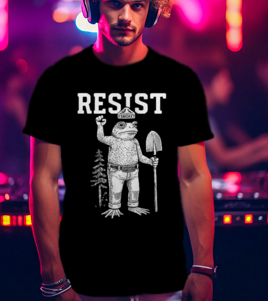 Resist Smokey Frog Portland Original Free Hat T-Shirt