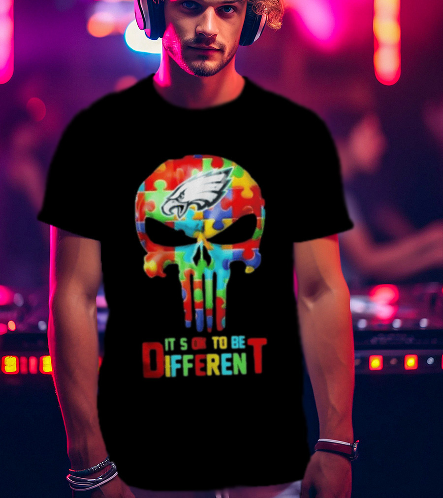 Philadelphia Eagles Skull Puzzle Autism Awareness It's Ok To Be Different T-Shirt