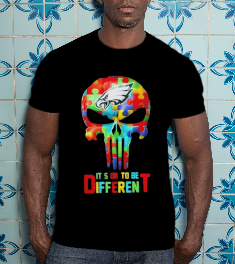 Philadelphia Eagles Skull Puzzle Autism Awareness It's Ok To Be Different T-Shirt