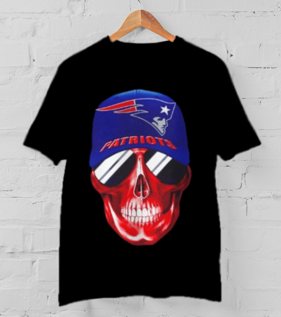 New England Patriots Cap Skull Smiling For Fans T-Shirt