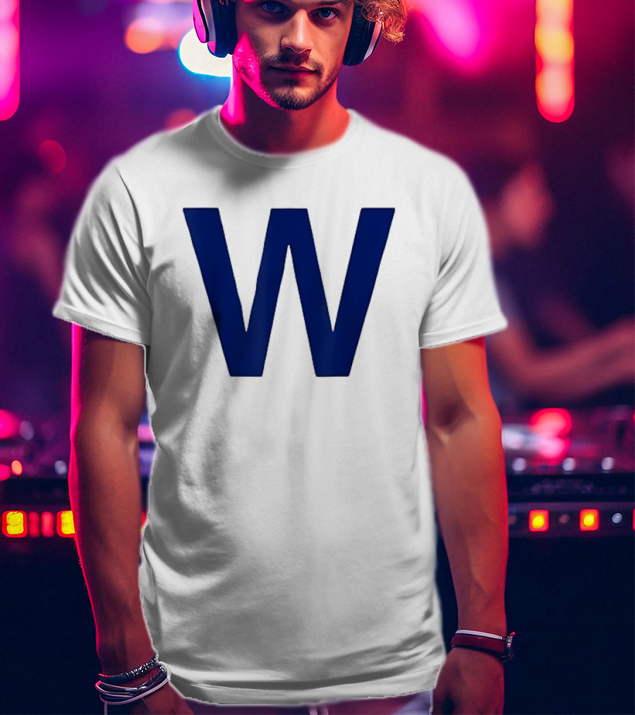 Chicago Cubs Blue W Baseball Team Victory T-Shirt
