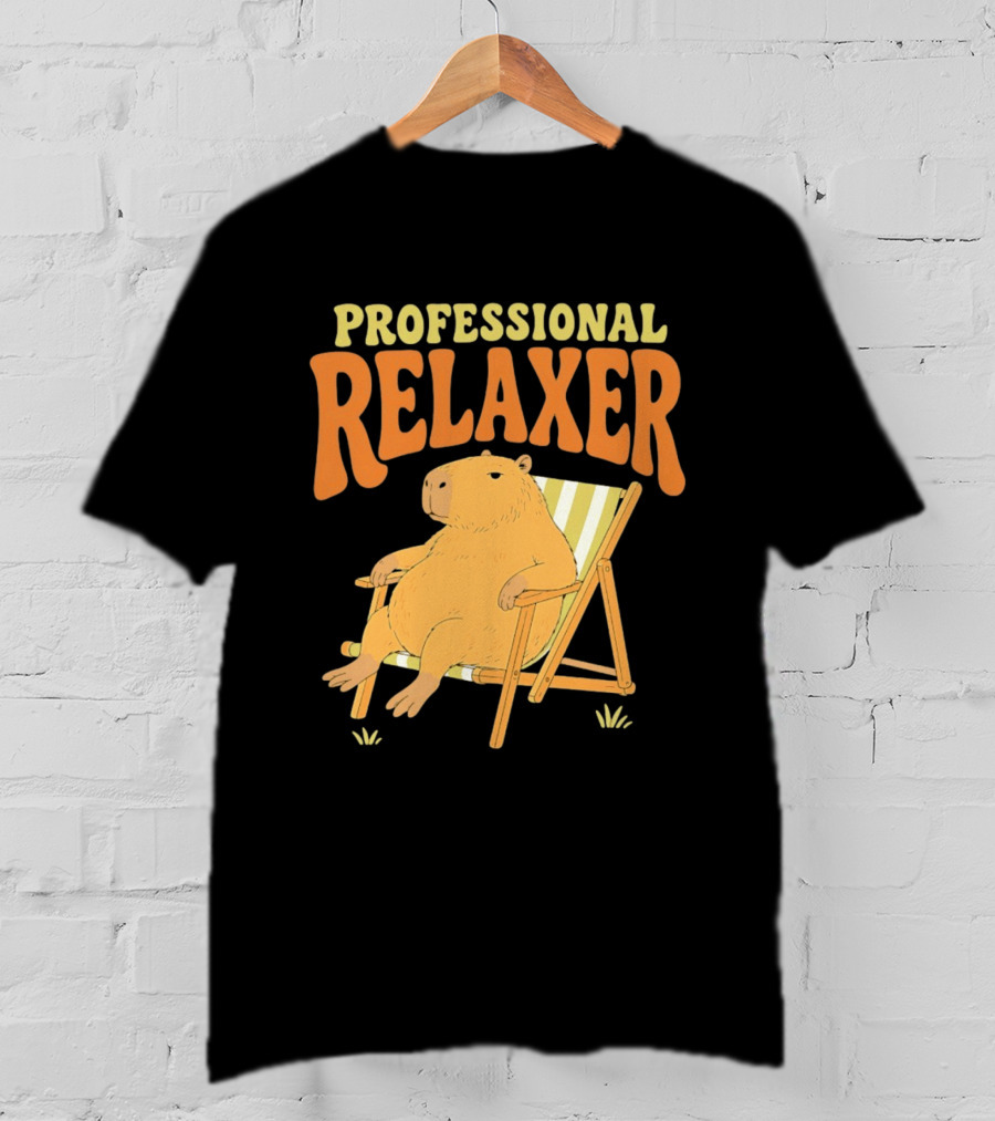 Professional Relaxer Capybara Sitting In Beach Chair T-Shirt