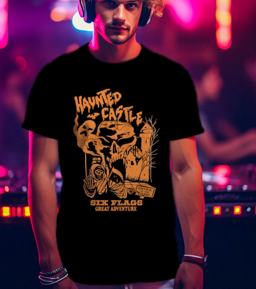 Six Flags Great Adventure Haunted Castle Enter If You Dare Spooky Skeleton And Ghosts T-Shirt