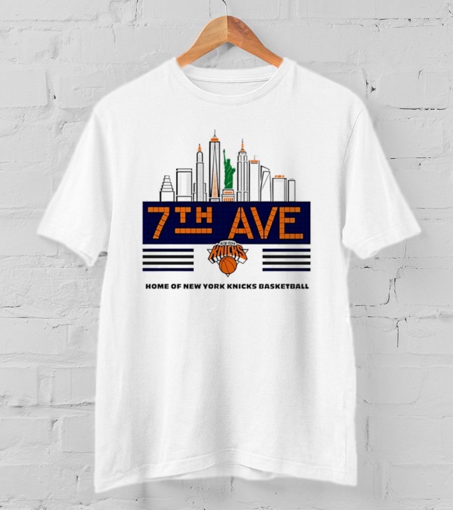 7th Ave New York Knicks Basketball Skyline T-Shirt