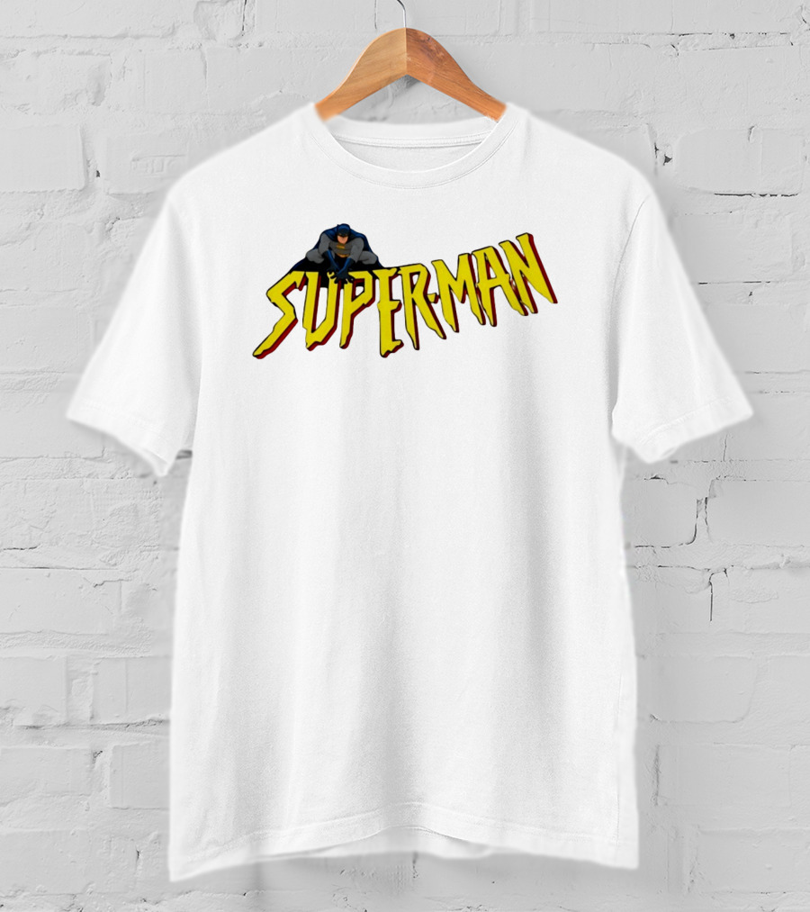 Batman Crouching On Superman Lettering DC Comics T-Shirt