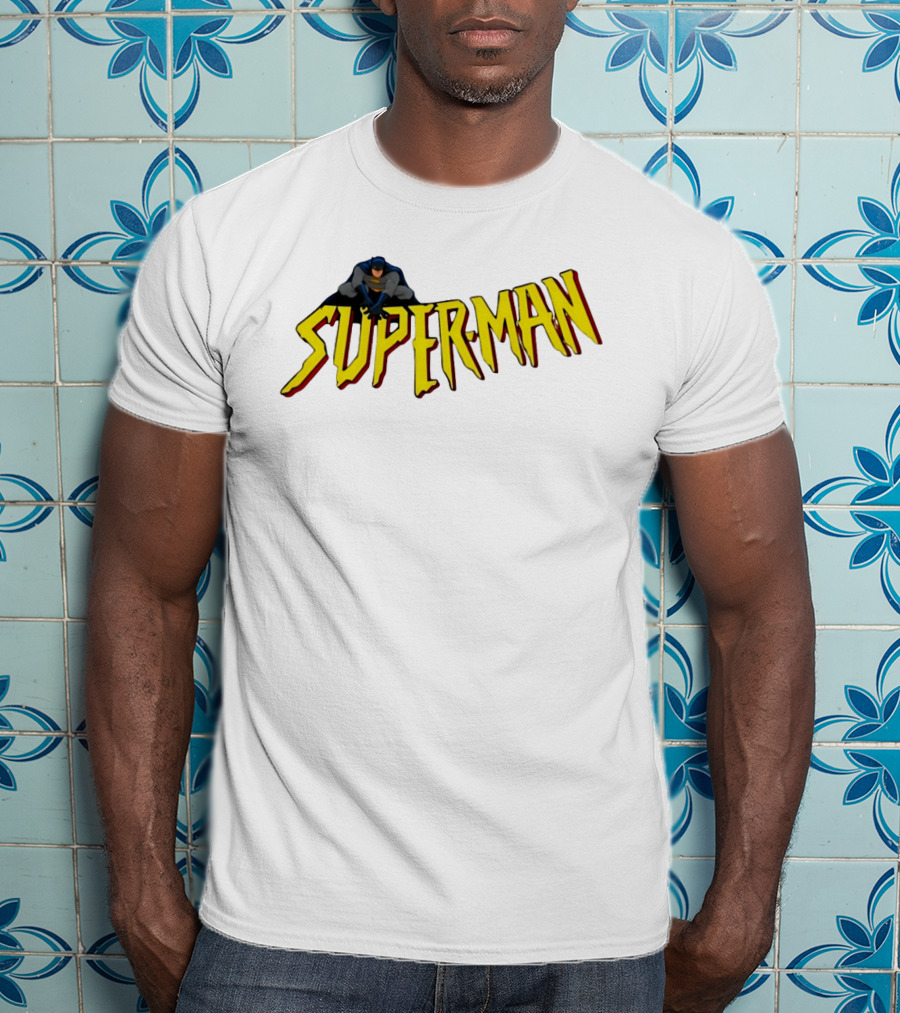 Batman Crouching On Superman Lettering DC Comics T-Shirt