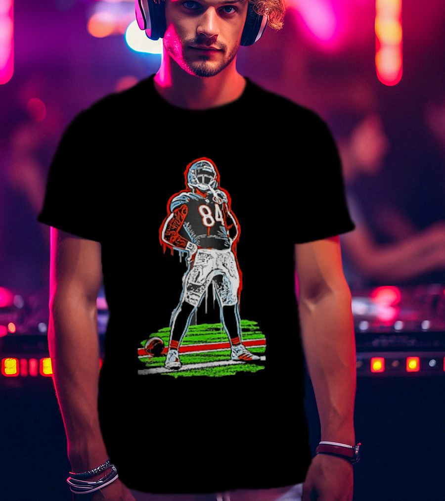 Original Colston Loveland Chicago Bears 84 Football Arms Akimbo Celly Graffiti T-Shirt