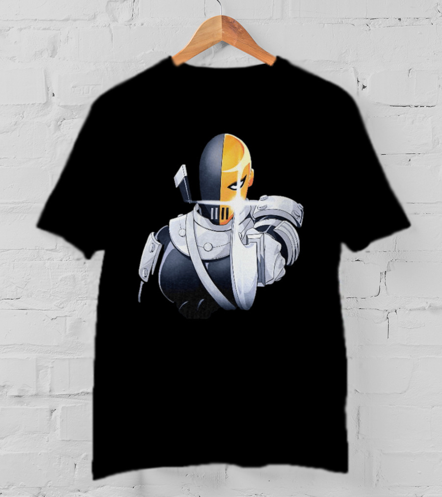 Deathstroke DC Comics Armor Sword Wielding T-Shirt