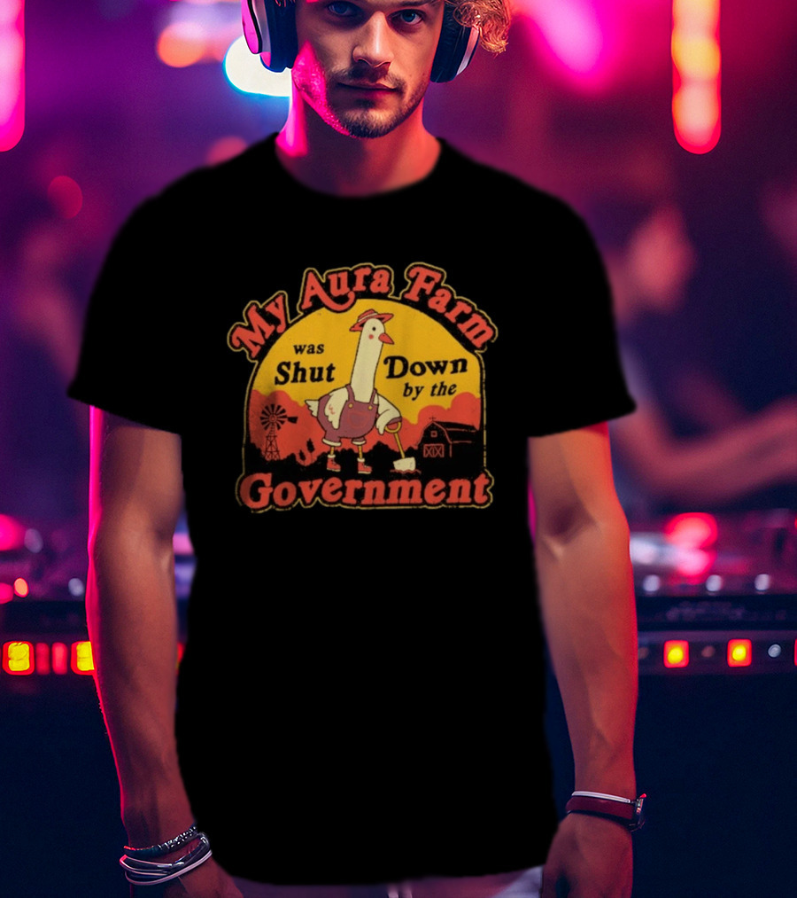 My Aura Farm Was Shut Down By The Government Goose Vintage Farmyard Scene T-Shirt