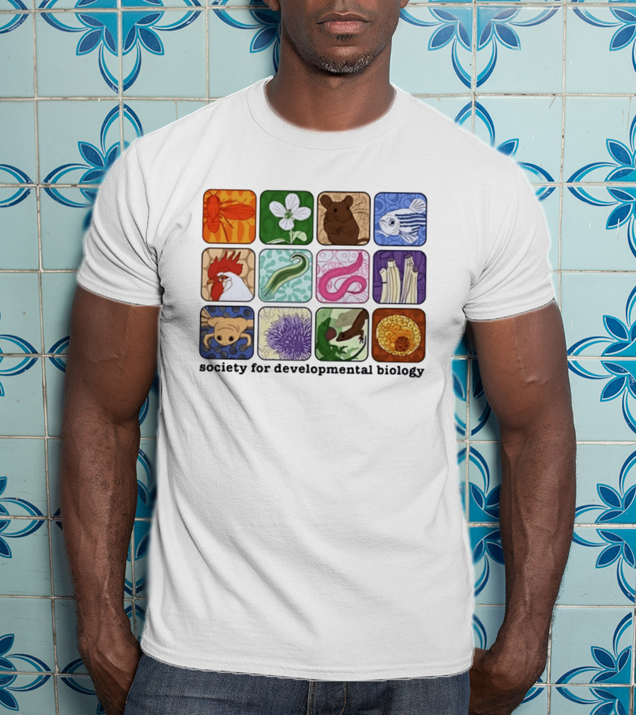 Society For Developmental Biology Model Organisms Collage Fly Plant Mouse Fish Chicken Worm Frog Plant Embryo Egg Cell T-Shirt