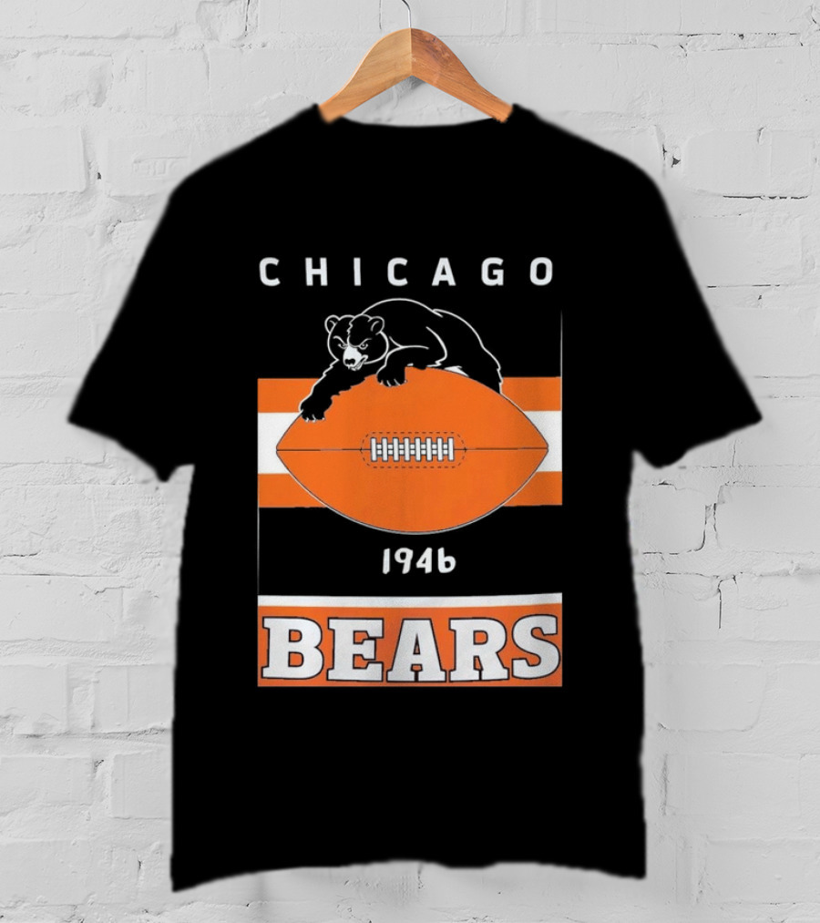 Chicago Bears 1946 Football Vintage Team History T-Shirt