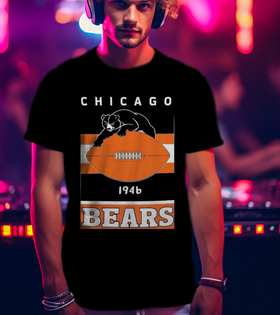 Chicago Bears 1946 Football Vintage Team History T-Shirt