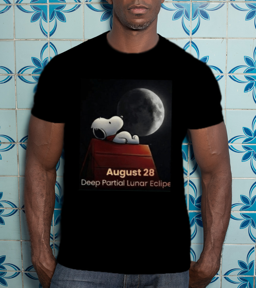 Snoopy August 28 Deep Partial Lunar Eclipse 2026 T-Shirt