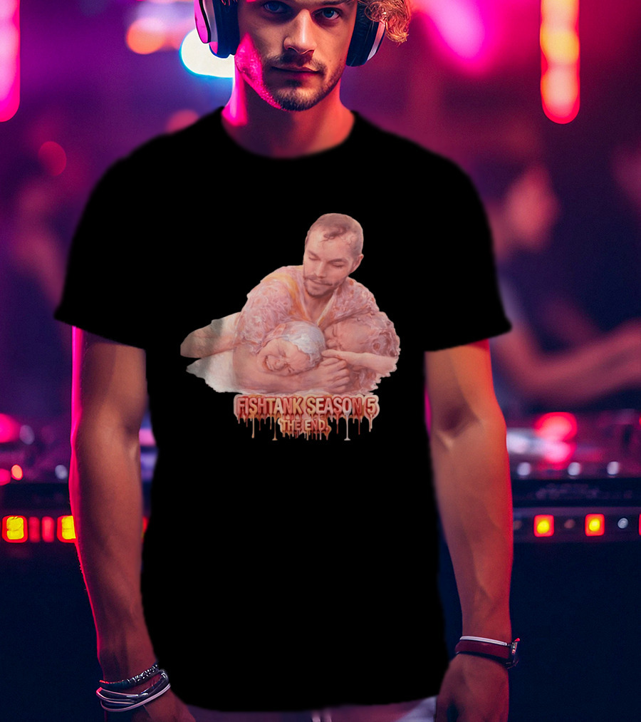 Fishtank Season 5 The End Dramatic Embrace Scene T-Shirt
