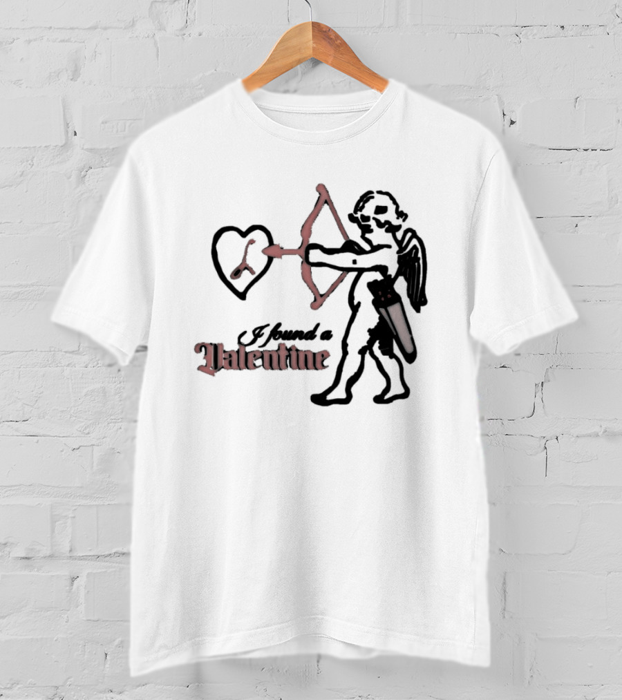 I Found A Valentine Cupid With Heart And Letter L T-Shirt