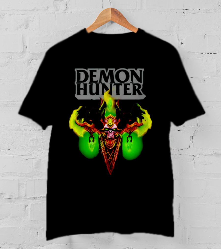Demon Hunter Skull World Of Warcraft Emblem With Green Flame Accents T-Shirt